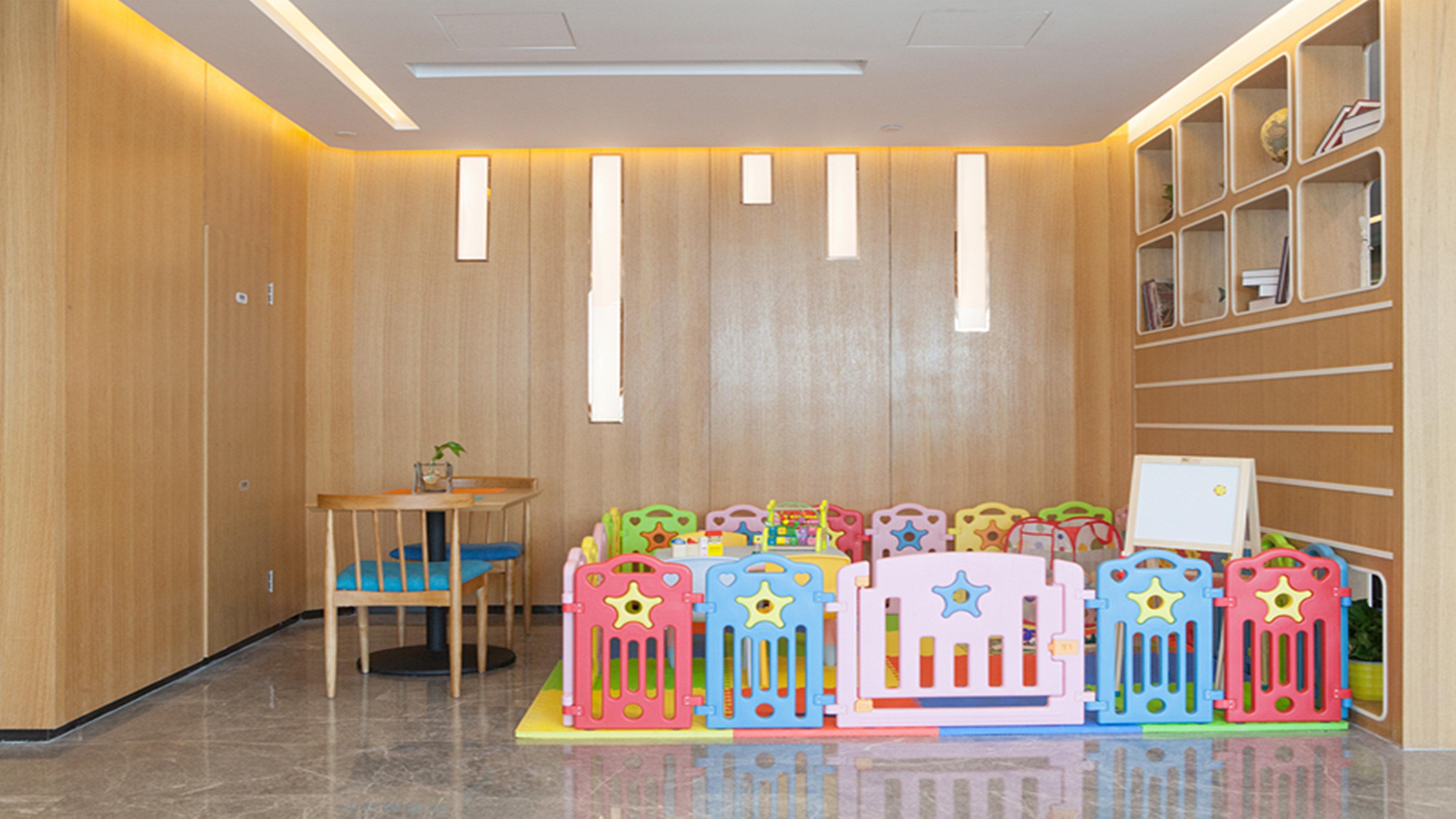 Holiday Inn Express Chengdu Airport Zone Free Shuttle From Shuangliu International Airport To Hotel ,Welcome Drink Exterior photo