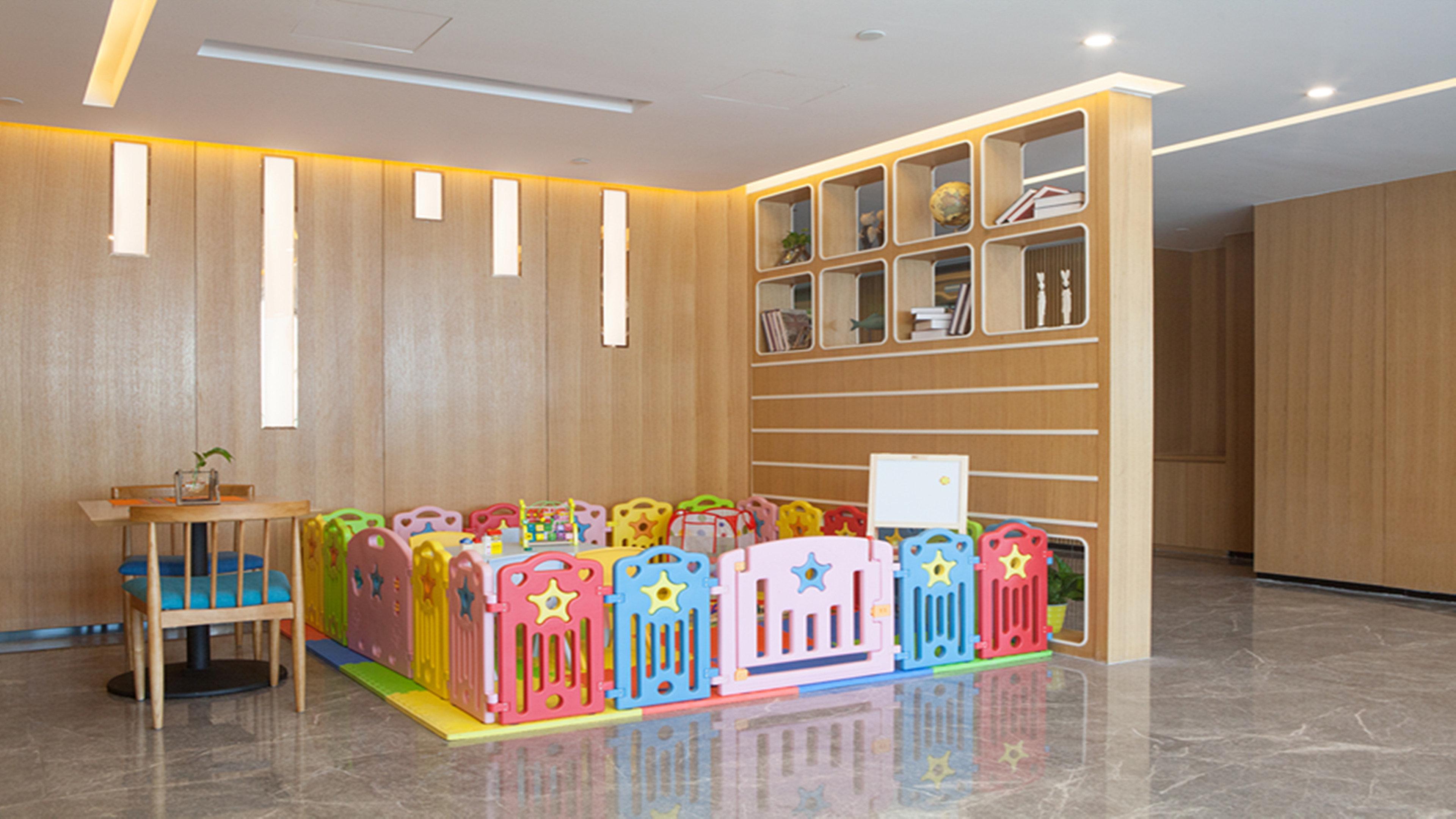 Holiday Inn Express Chengdu Airport Zone Free Shuttle From Shuangliu International Airport To Hotel ,Welcome Drink Exterior photo