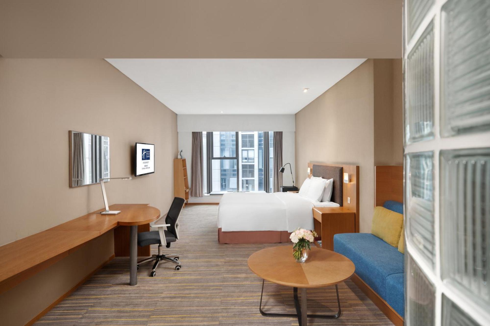 Holiday Inn Express Chengdu Airport Zone Free Shuttle From Shuangliu International Airport To Hotel ,Welcome Drink Exterior photo